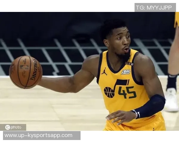 袁甲谈球队准入情况表示只要有继续参与的意愿问题不大